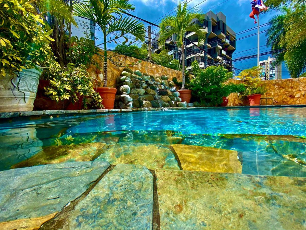 At Wind Chimes Boutique Hotel Σαν Χουάν Εξωτερικό φωτογραφία